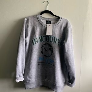 P/C Vancouver Island Crewneck BNWT